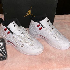 NIB Air Jordan 12 Retro GS “Twist” White/Red Size 6Y 😍😍